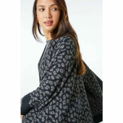 Roman Animal Print Jacquard Cape For Female -Roman Ladies Fashion unnamed file 202