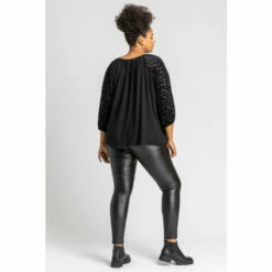 Roman Ladies Fashion -Roman Ladies Fashion unnamed file 2220